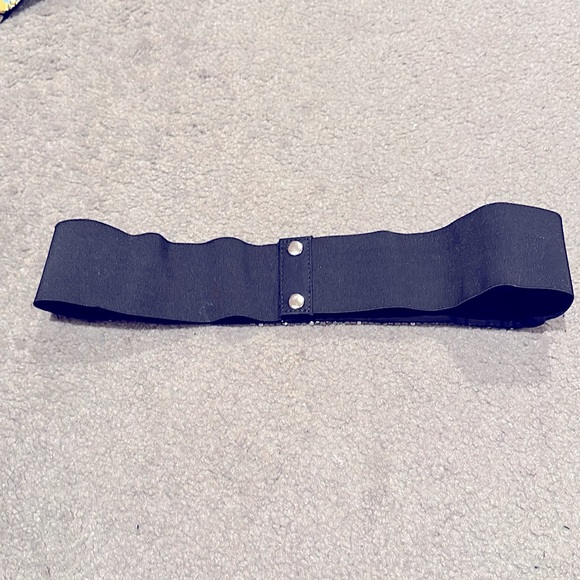 Kimchi Blue Beaded Belt in sizes Med and Large - Picture 3 of 3